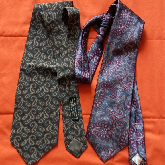 Giorgio Armani 2 pieces TIE Multicolor  Made in Italy - Picture 1 of 5